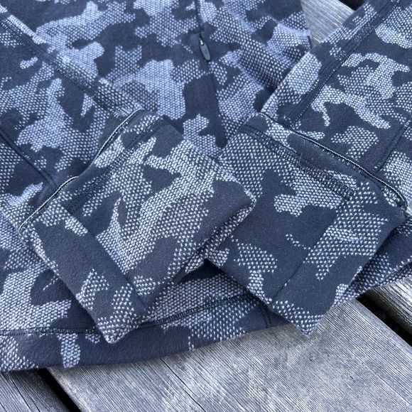 New Lululemon Run Briskly 1/2 Zip Long Sleeve Pullover Sz 4 - Picture 8 of 12